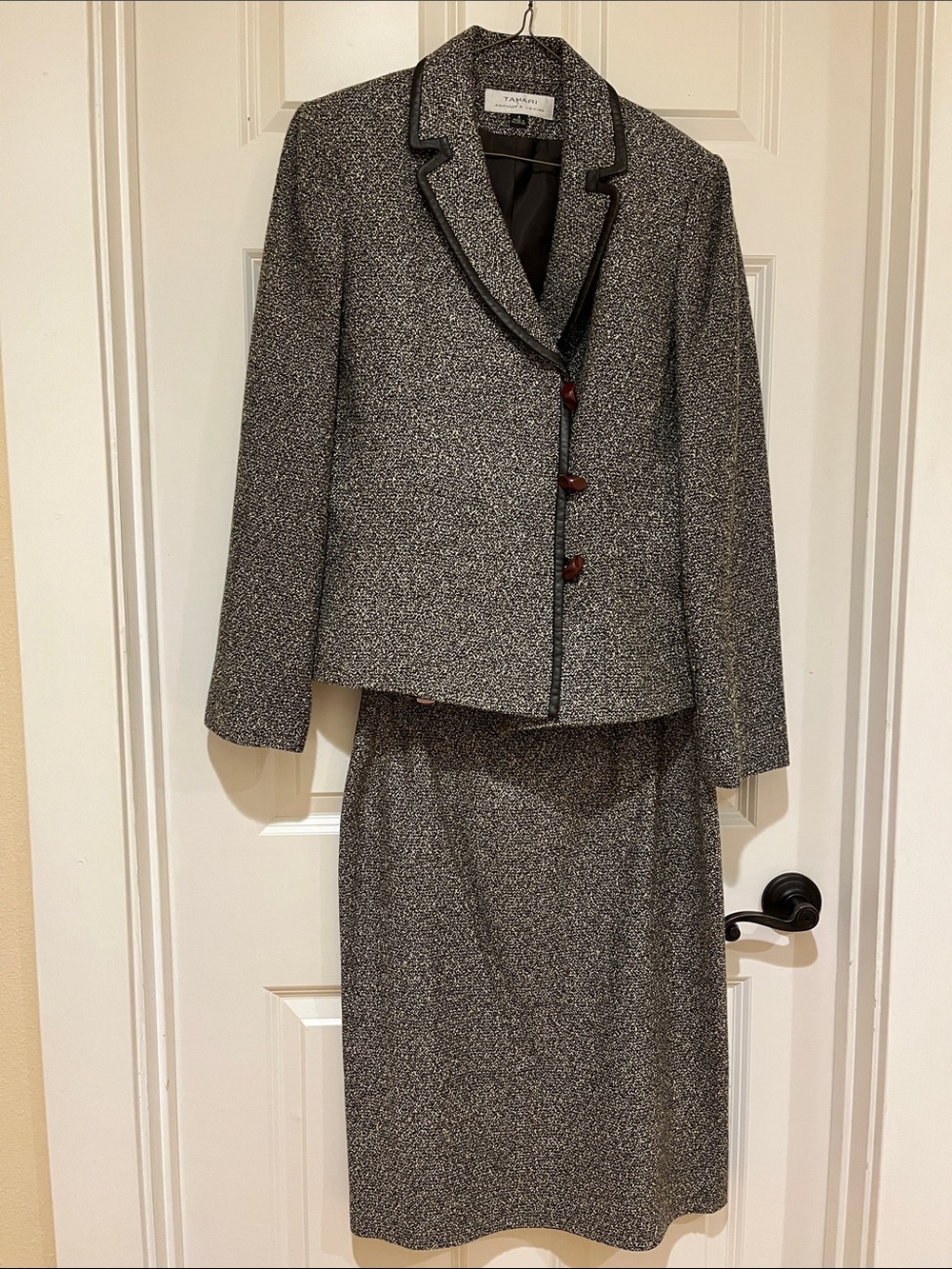 Tahari ASL Tweed Suit Jacket with Skirt